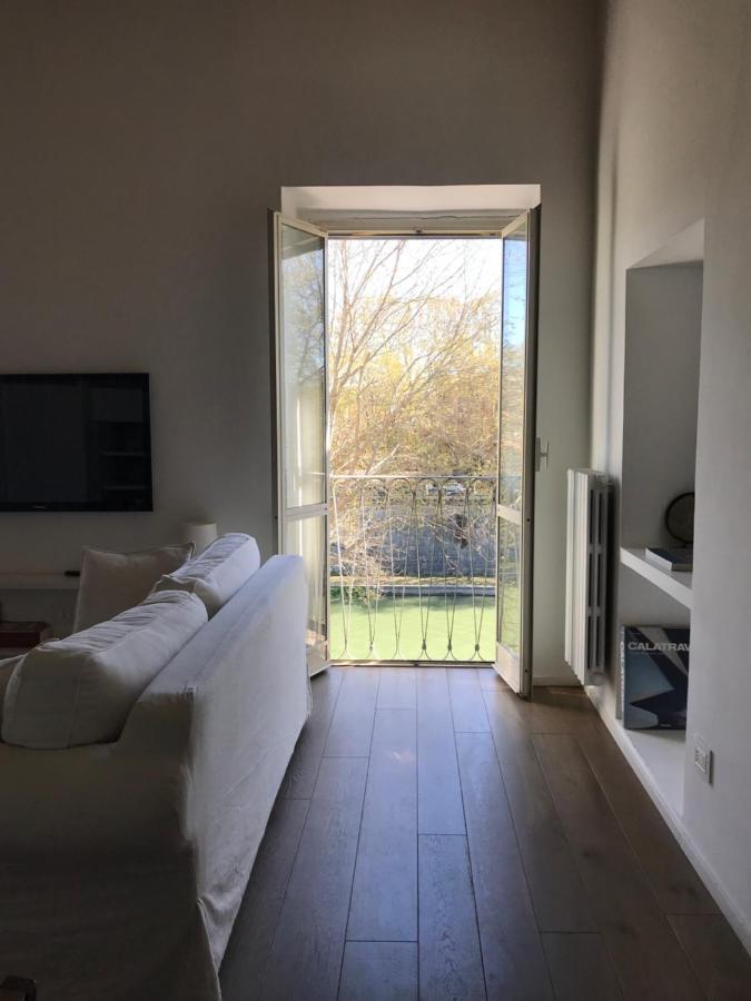 Over The Tiber Loft Rom